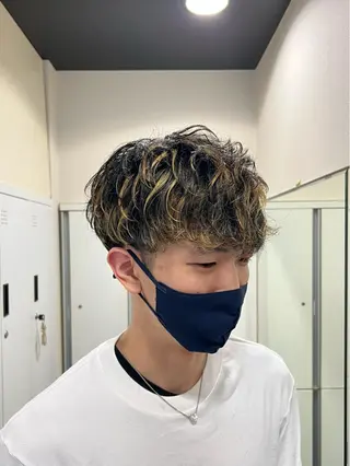 ショート カラー メンズ 茅ヶ崎パーマ特化/ スパイラル/ハルキのヘアスタイル