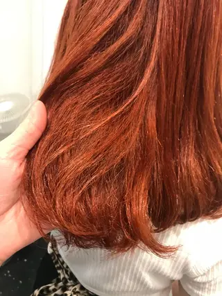 セミロング サイレント美容師 アイリィのヘアスタイル