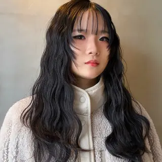 ロング パーマ ヘアアレンジ 透け感ベージュ🤎 韓国ヘアtakutoのヘアスタイル