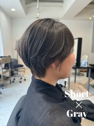 ショート 髪質改善ストレート オルメントのヘアスタイル