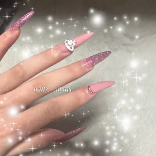 ネイル akari🎀 naill｜堺筋本町のネイルデザイン