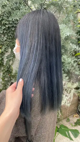 ロング 橋本 実奈美のヘアスタイル