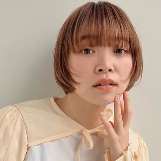 ショート カラー あやめ【顔まわり/レ イヤー/柔らかカラ】のヘアスタイル