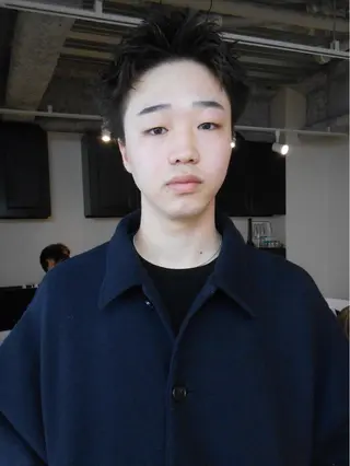 ショート パーマ メンズ グランジヘア 無造作ヘアHYUGAのヘアスタイル