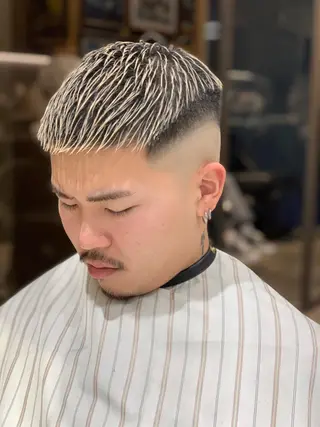 ショート メンズ 🎱メンズフェード 特化HYOGA🎱のヘアスタイル