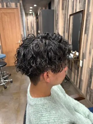 パーマ メンズ パーマ職人🔥/短髪 執行役員/YUTAのヘアスタイル