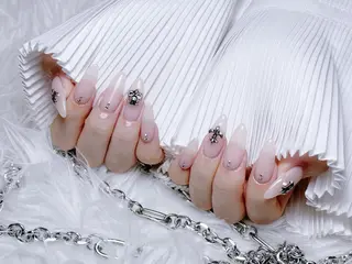 ネイル 🩷Yun nail Salon 本店🩷のネイルデザイン