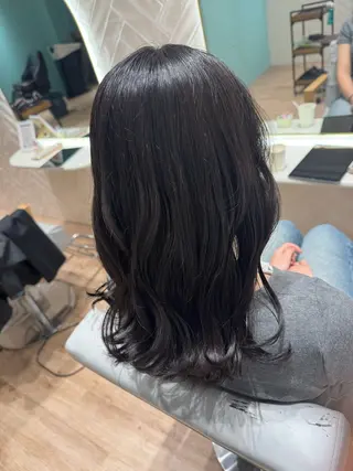 セミロング カラー 河添 麗菜のヘアスタイル