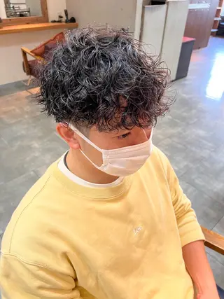 パーマ メンズ 透明感・艶感 小坂隼斗のヘアスタイル