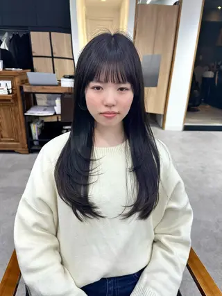 ロング カラー パーマ ヘアアレンジ メンズ キッズ レイヤーカット 🌿透け感カラーのヘアスタイル
