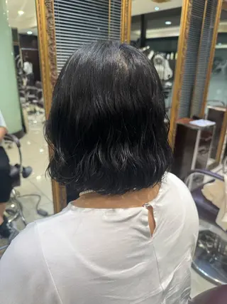 ショート 大人可愛い♡コテ巻き パーマ🌼杉田 萌恵のヘアスタイル