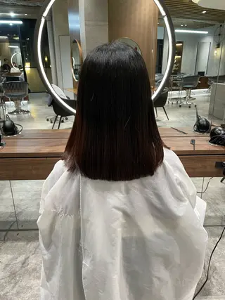 ミディアム 松田 恋のヘアスタイル