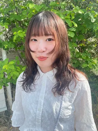 ロング パーマ 横田 愛梨のヘアスタイル