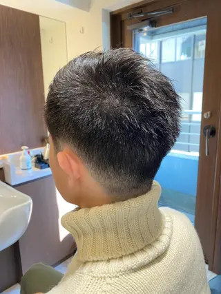 ショート 小野 大輔のヘアスタイル