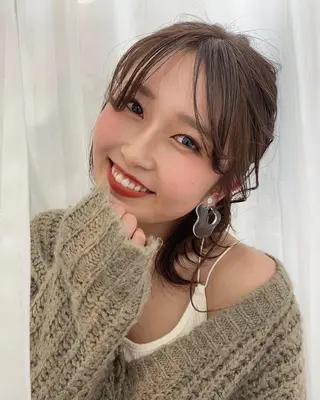 セミロング カラー ヘアアレンジ 志賀 あずみのヘアスタイル