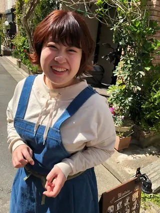 ショート カラー 山内 まりのヘアスタイル