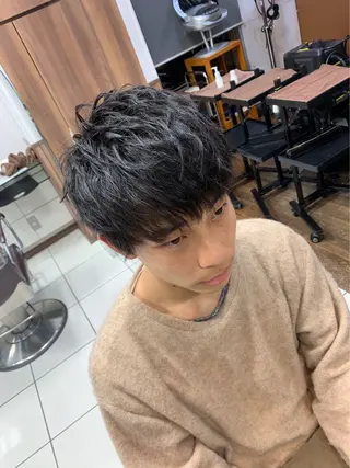 ショート メンズ 本島 大生のヘアスタイル