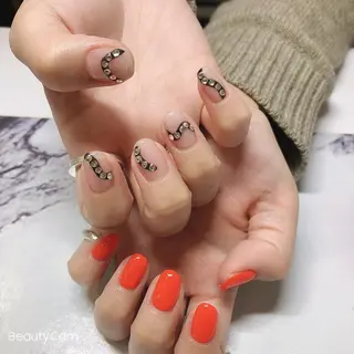 ネイル ガレンドウ 白澤 愛子のネイルデザイン