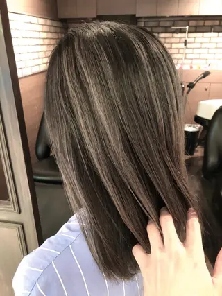 セミロング 白井 秀太郎のヘアスタイル