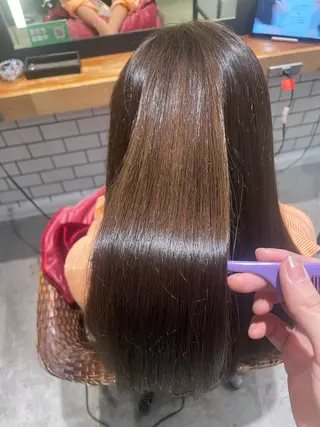 ロング 暖色カラー🤎Red Neo meiのヘアスタイル