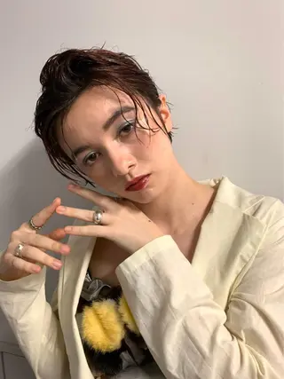 ショート 顔周りの垢抜けヘア 立山愛梨のヘアスタイル