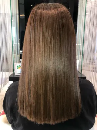 ミディアム 石坂 瀬音のヘアスタイル