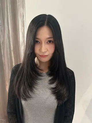 ロング 髙林 優衣のヘアスタイル