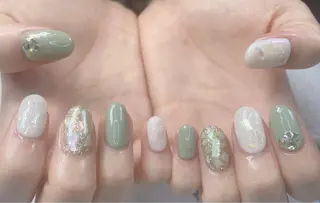 ネイル ニュアンスネイル🌈 MYU Nailsのネイルデザイン