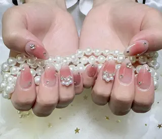 ネイル VIVIAN リサのネイルデザイン