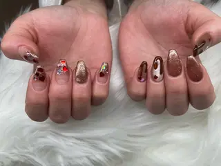 ネイル 安永 彩香のネイルデザイン