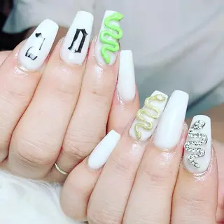 ネイル Feel ‪‪☺︎‬Yuriaのネイルデザイン