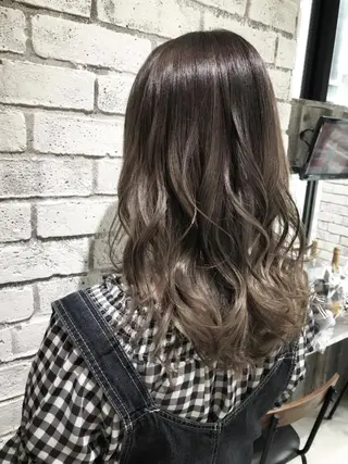 セミロング カラー パーマ ヘアアレンジ メンズ キッズ ネイル マツエク・マツパ バレイヤージュ/ 髪質改善/渡邉悟🌱のヘアスタイル