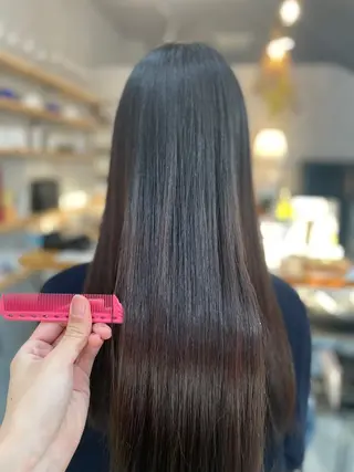 ロング BOTANIUM.An所属・BOTABIUM nanamiのヘアスタイル