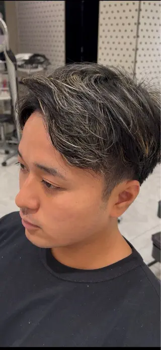 メンズ 🎸メンズ朝ラク！ パーマ特化ren🎸のヘアスタイル