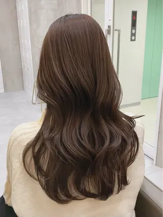 セミロング カラー ヘアアレンジ 赤み消し🫧韓国ヘア 🫧藤岡誠也のヘアスタイル
