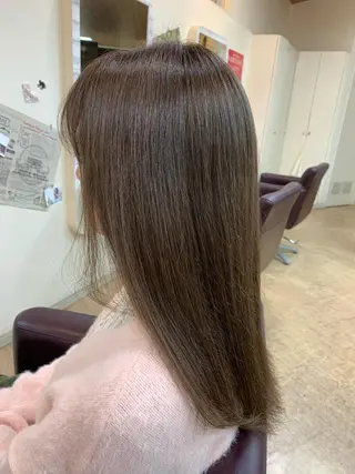 セミロング カラー 加藤 遥花のヘアスタイル