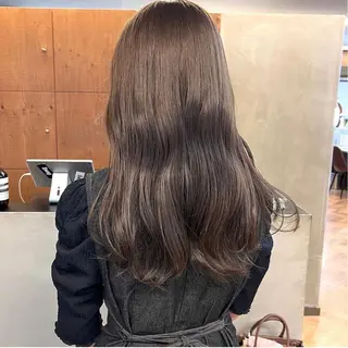 セミロング カラー パーマ ヘアアレンジ メンズ キッズ ネイル マツエク・マツパ アイブロウ 前川 朋香のヘアスタイル