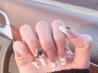 ネイル Theone栄店 伊藤のネイルデザイン