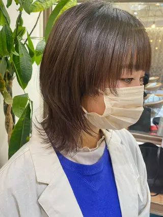 ミディアム カラー 顔周り/ブリーチなし /縮毛矯正🫧伊勢のヘアスタイル