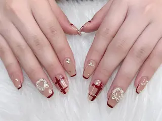 ネイル T.Lee Nail Lilyのネイルデザイン