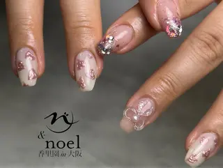 ネイル もも 🍑のネイルデザイン