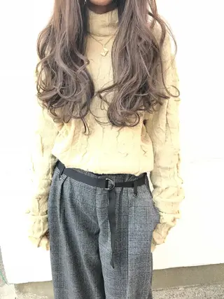 ロング カラー ヘアアレンジ Mariana/ 鶴原-ハイライトのヘアスタイル