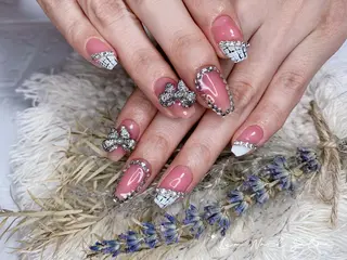 ショート カラー ネイル Le’a NailSalonのネイルデザイン