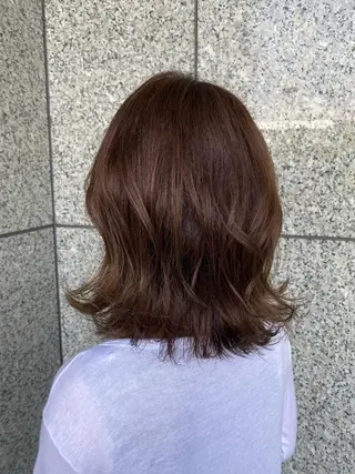 ミディアム & kuのヘアスタイル