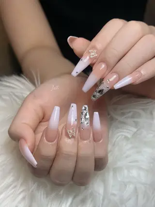 ネイル Julli NailStudioのネイルデザイン