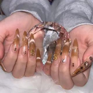 ネイル 鈴木 結奈のネイルデザイン