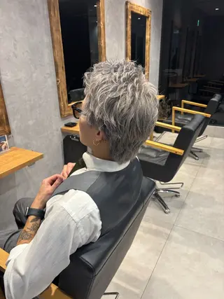 カラー メンズ 長橋 ももかのヘアスタイル