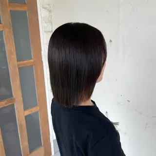 ショート カラー ルプラボウ 鈴木 莉菜のヘアスタイル