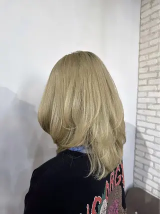 セミロング 堀部 梨瑠のヘアスタイル
