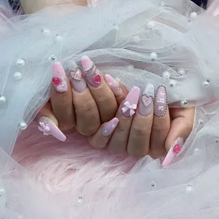 ネイル パーツ全部¥110 サロンミミのネイルデザイン